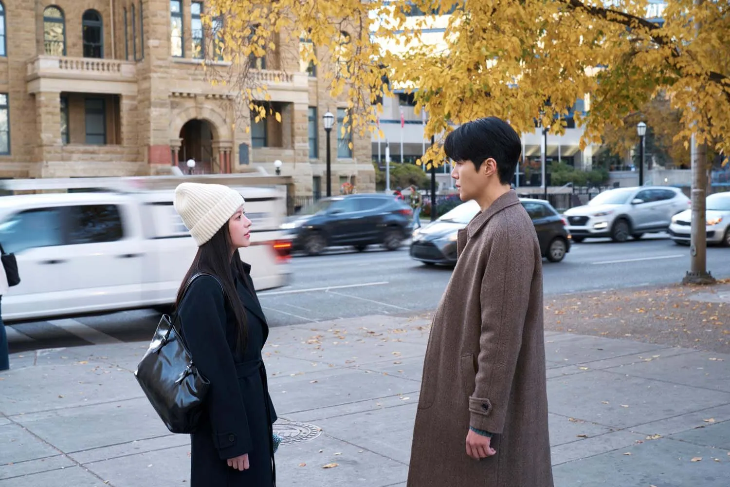 1-can-this-love-be-translated-go-youn-jung-kim-seon-ho