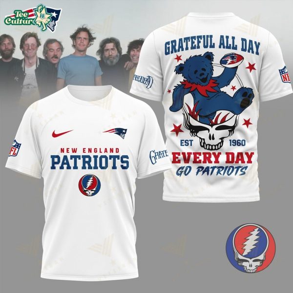 Grateful Dead Dancing Bear New England Patriots Super Bowl Graphic Shirt