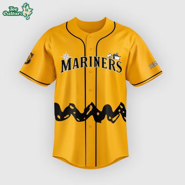 Limited-Edition-Seattle-Mariners-x-Peanuts-Night-Yellow-Jersey-2.jpg