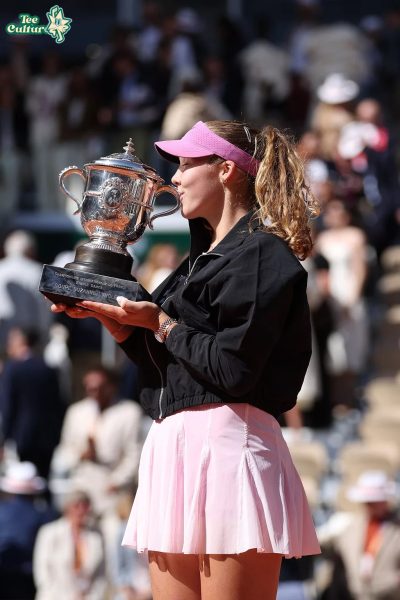 Mirra-Andreeva-Wins-RolandGarros-2026-at-Age-19-The-Rise-of-Tennis-New-Grand-Slam-Champion-1